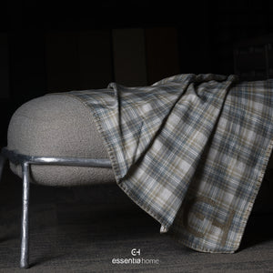 EH Tartan Check Throw