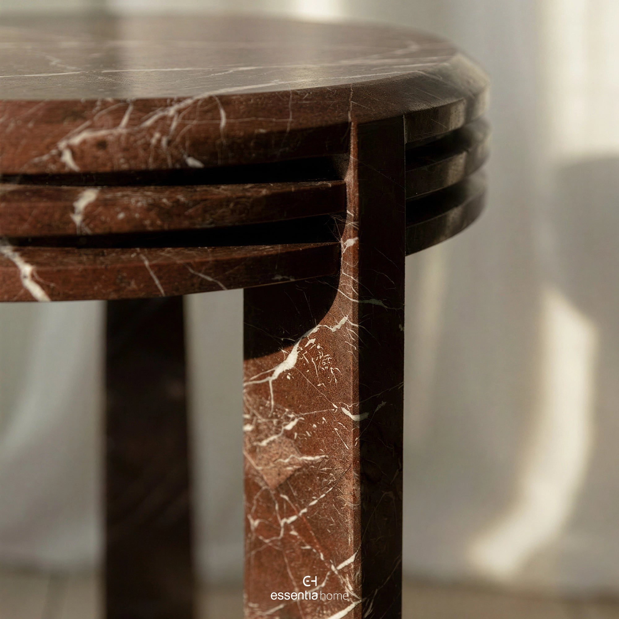 Capas Stool