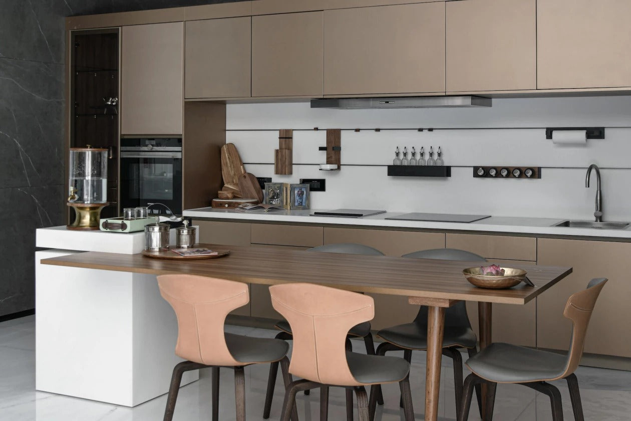 Luxurious Villa in the Heart of Delhi: A 13,000 sq ft Residence by Essentia Environments