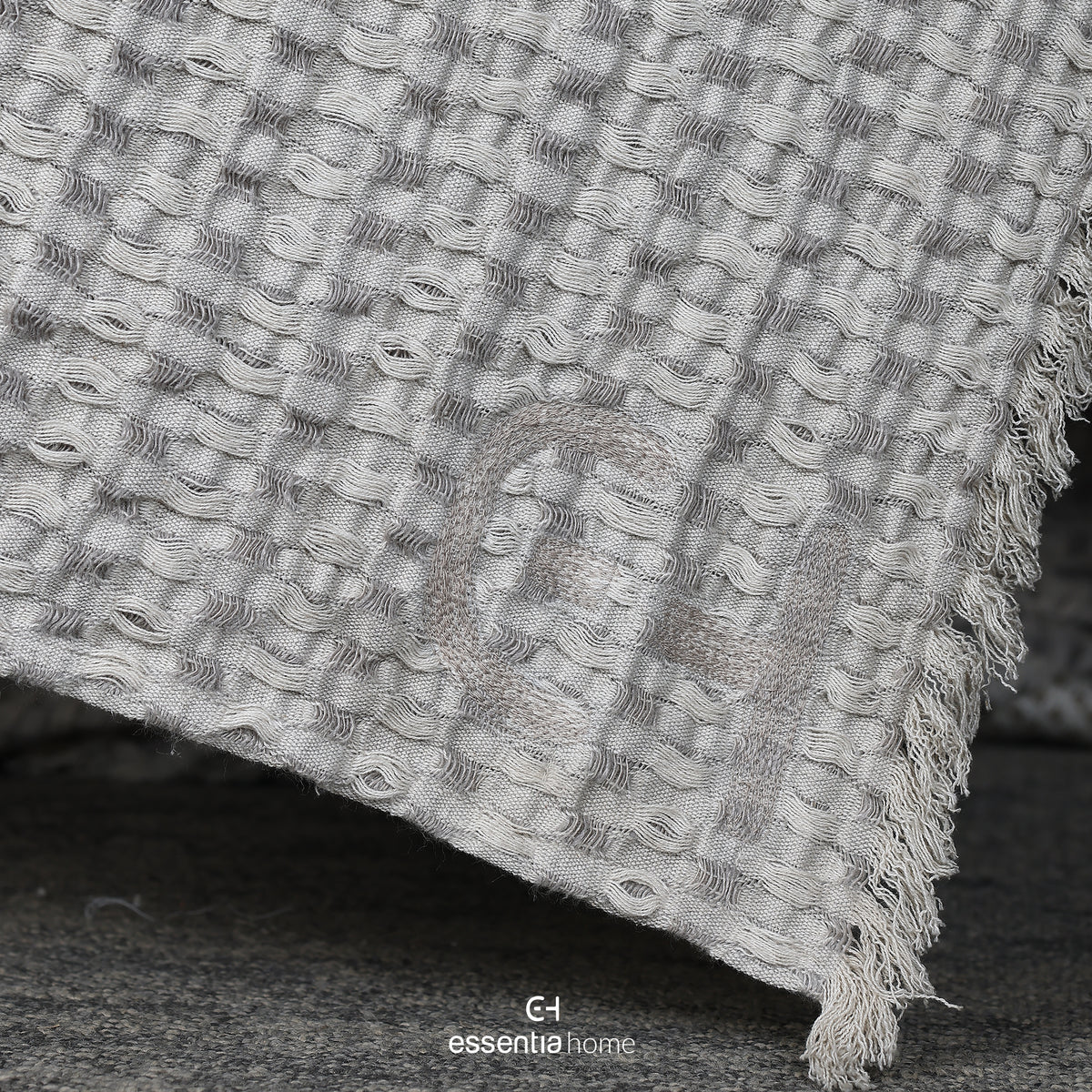 EH Rippled Serenity Textured Cotton Throw
